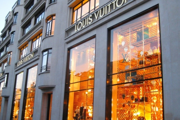 Luis Vuitton Store at Champs Elysees Blvd
