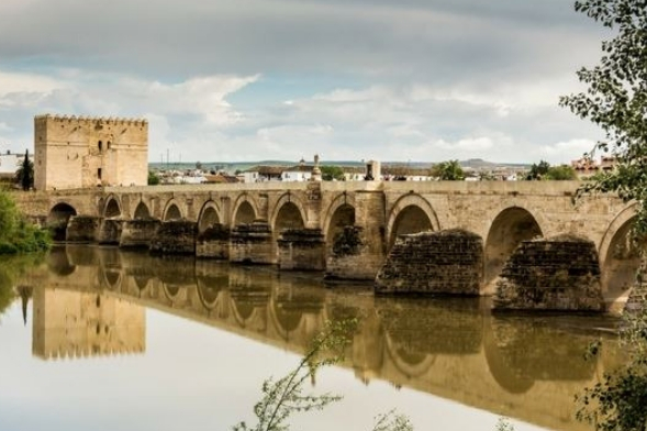 Puente Romano de Córdoba, España