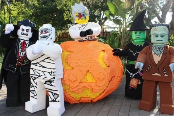Halloween in Legoland